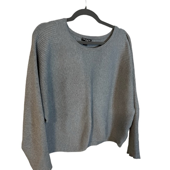 A Cable & Gauge gray sweater in size 1X - Picture 2 of 6